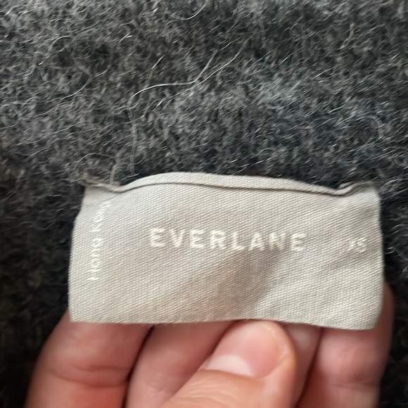 XS Everlane wool sweater - Picture 2 of 3
